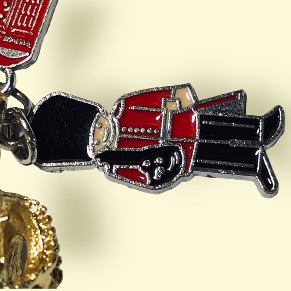 British-Themed Keychain With Crown Guard Bus & Phone Booth Charms - Picture 2 of 6